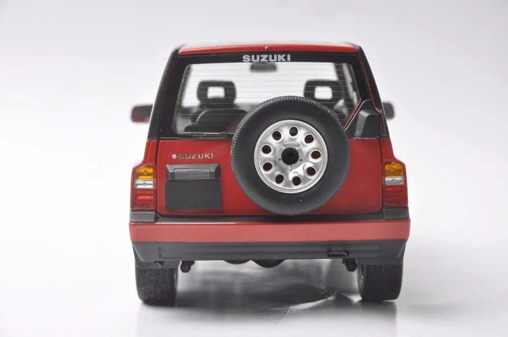 1:18 литая под давлением модель для Suzuki Vitara Escudo 1989 красный сплав игрушечный автомобиль миниатюрная Коллекция подарков Gran