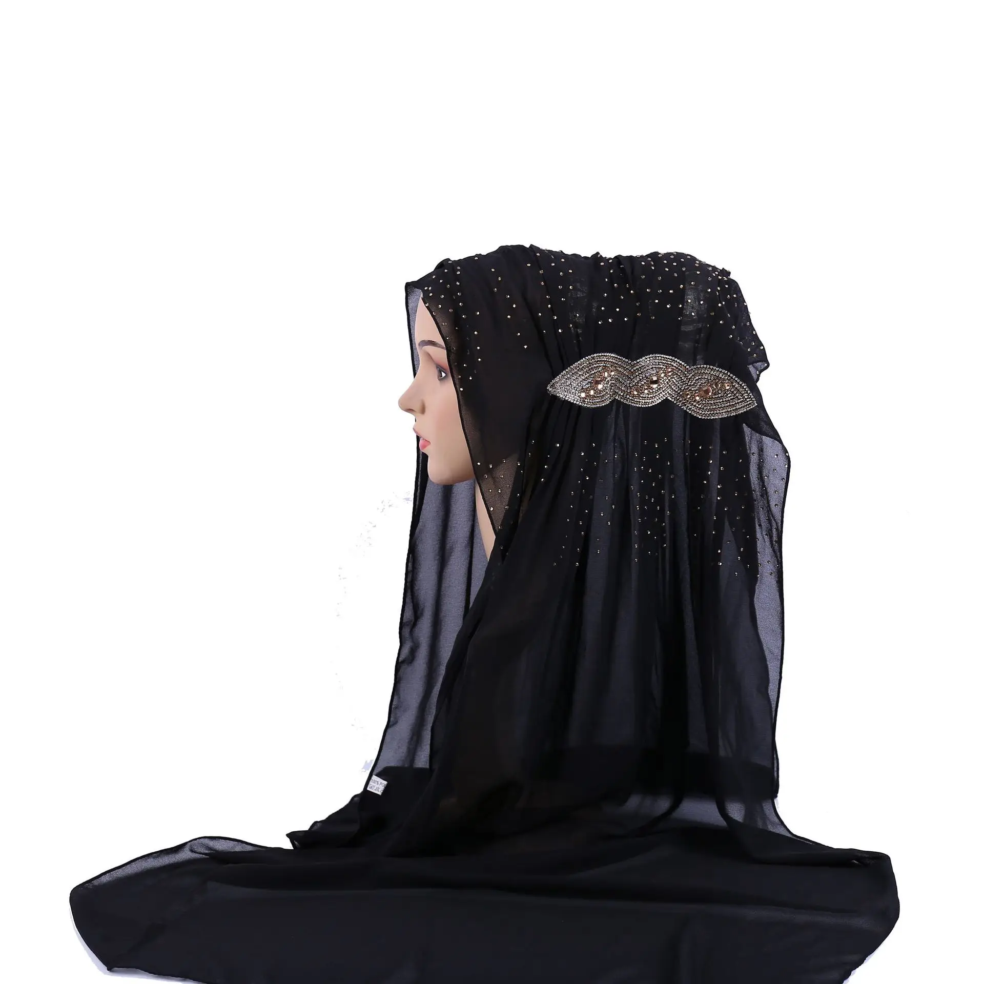Арабских платок из однотонного шифона hijab шарф Мусульманский тюрбан Для женщин длинной мантией для изысканный заклепки декоративные хиджаб femme musulman - Цвет: c4 black