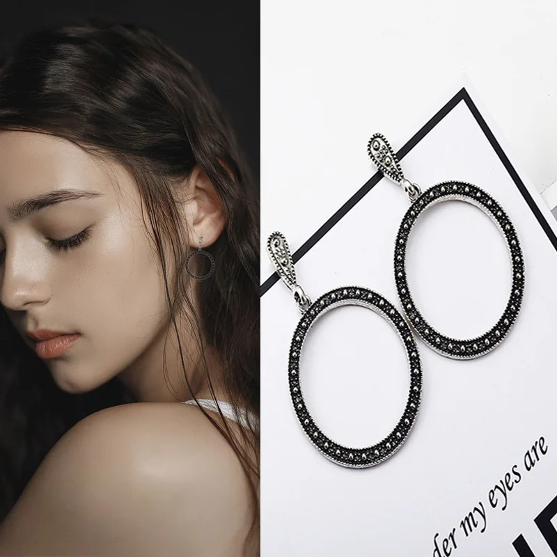 

Bonita Ella Vintage Silver Hoop Night Club Fashion Earring for Women For Wedding