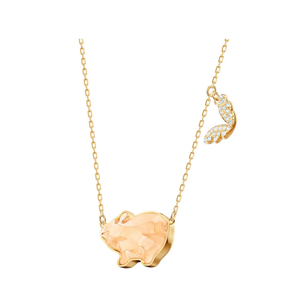 

NEW Original New SWA PETS PIG Cute Exquisite-Female Necklace SpongeBob Cute Clavicle Chain 5446984 Golden Pendant Necklace