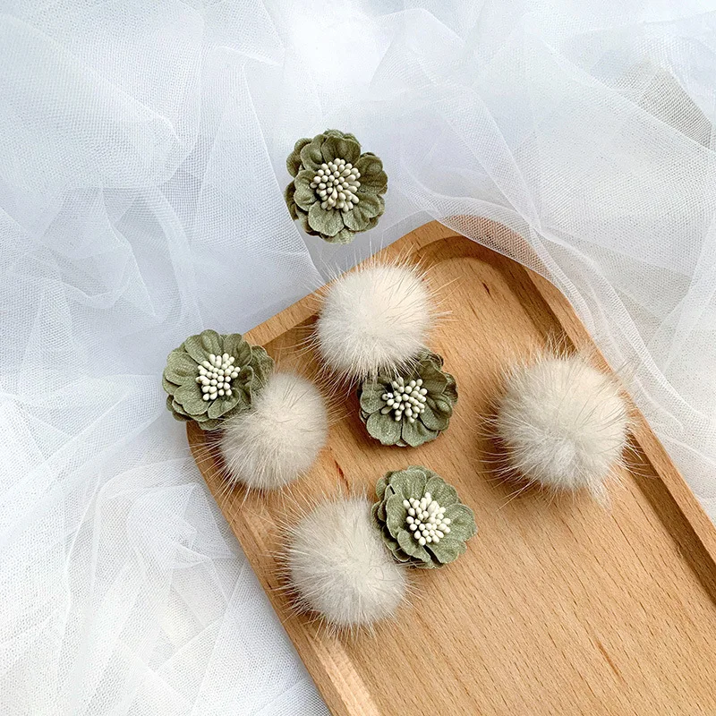 stud earrings (2)