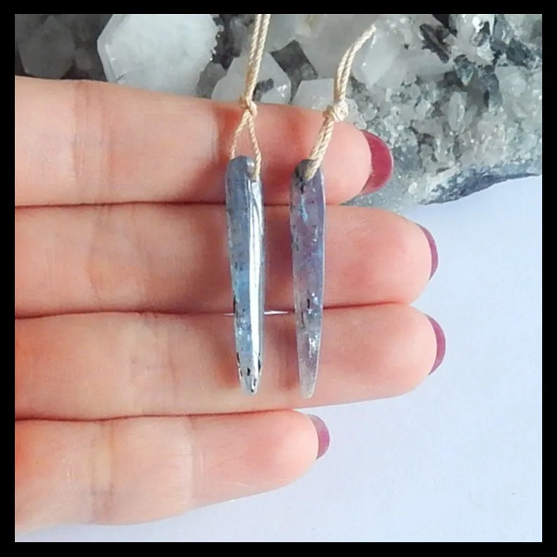 

Natural Gemstone Blue Kyanite fashion women Earring Bead,34x5x4mm,2.9g