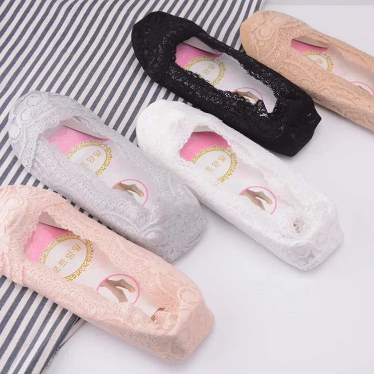 

1 Pair Fashion Women Summer Style Lace Flower Short Sock Girls Antiskid Invisible Ankle Socks 2018 silcone non slip boat slipper