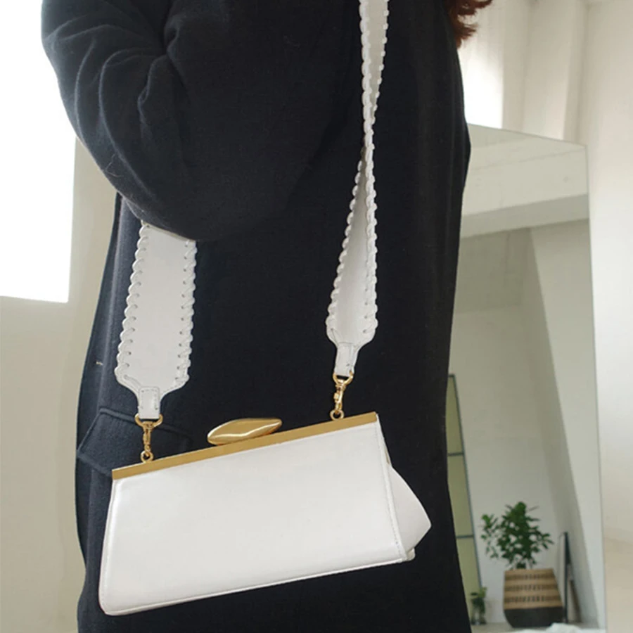 

Fashion Clip Solid Color Women's Messenger Bags Creative Wild Wide Strap Shoulder Bags for Women Pu Leather Ladies Messenger Bag
