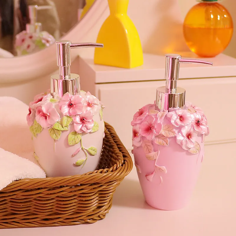 

Resin soap dispenser Hand lotion bottle Press the device Emulsion packing bottle