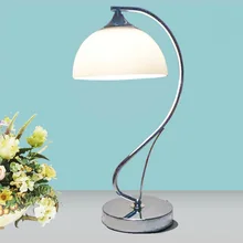 Белые настольные лампы Новые простые спальня гостиная лампа для прикроватной учебы Европейский декоративный светильник Диммер современный стол в стиле минимализм