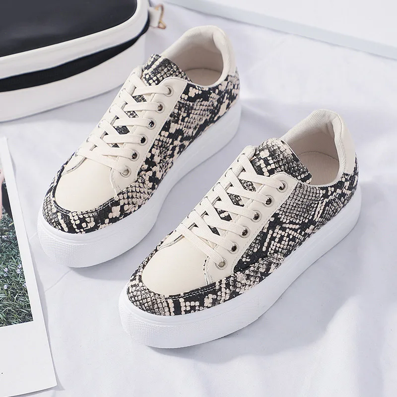 

Autumn Shoes Women Casual Platform Flats Snake PU Vulcanized Lace Up Female Sneakers Fashion White Shoes Ladies Leisure Footwear