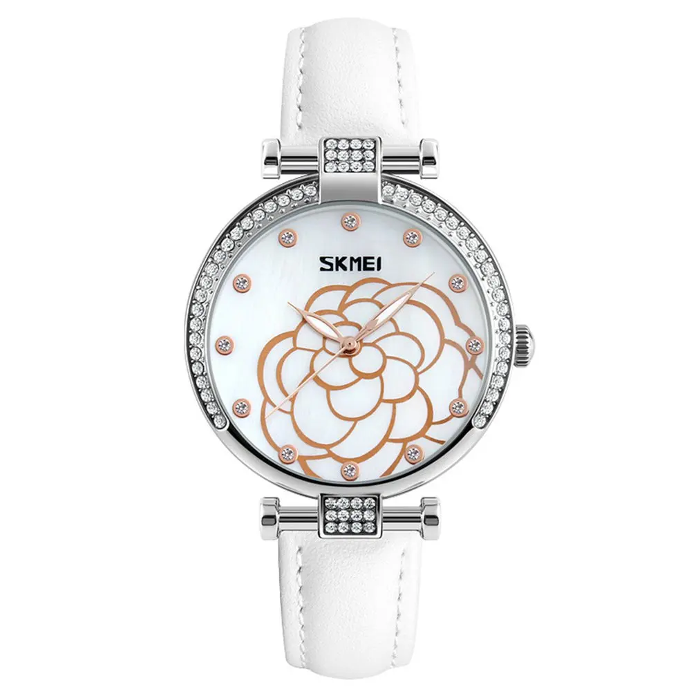 

Fashion Versatile Leather Strap Ladies Watch Women's Camellia Styling Diamond Zinc Alloy Quartz Watch