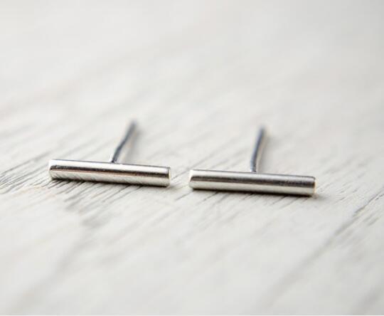 Street Fashion Gold Color Jewelry Ornament for Men Women Minimalist Smooth Bar Stud Earrings