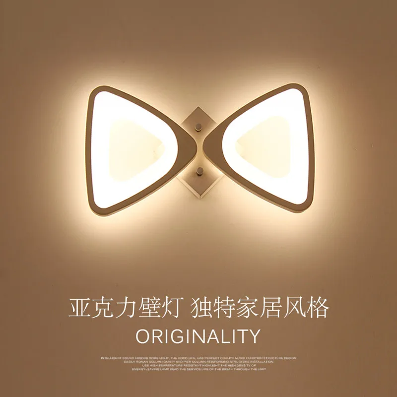 

TUDA 36X22cm Free Shipping Creative Triangular Shaped Wall Lamp White Acrylic Wall Lamp Minimalist Design LED Wall Lamp E27