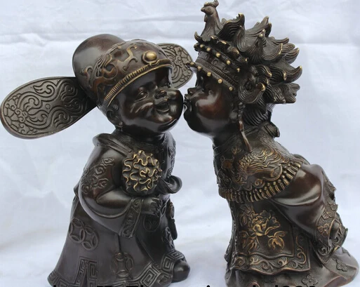 

JP S0524 Lucky China Bronze Wedding Decorate Chinese Style Bride Groom In Kissing Statue (B0413)