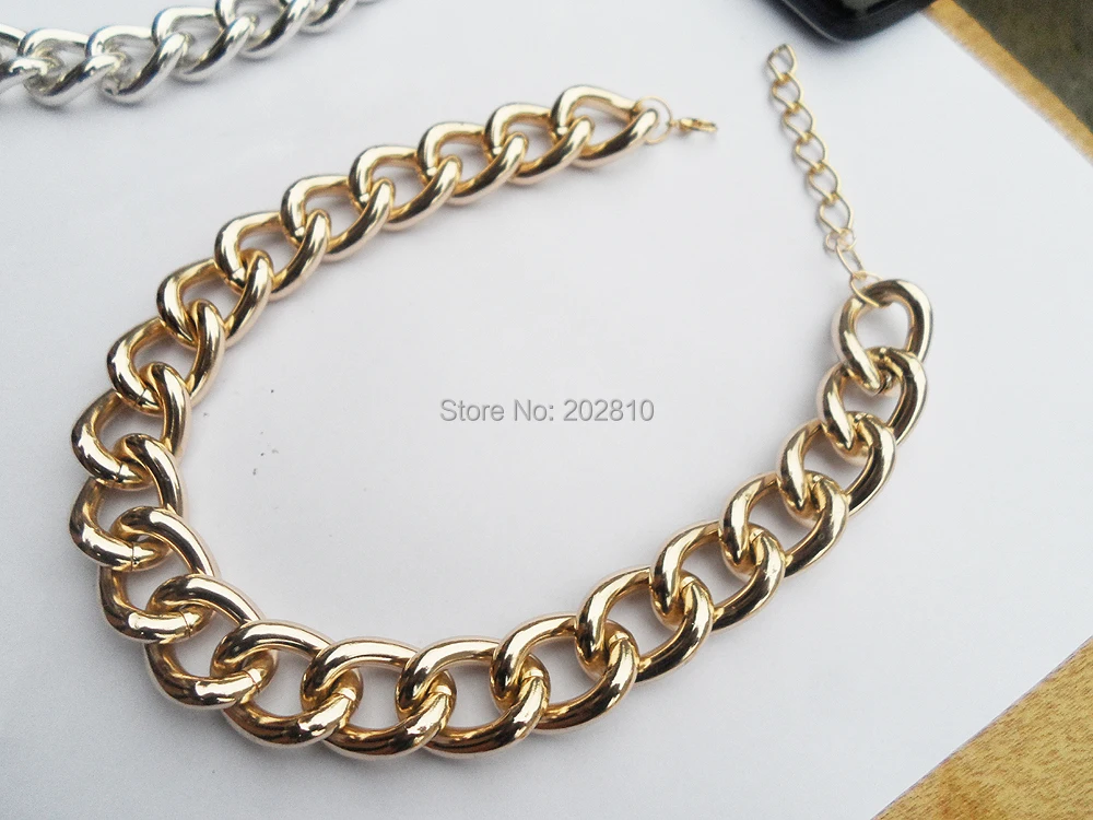 

2019 new style big necklace,fine quanlity Especially big chunky chain chokers necklaces,collar necklace for women Can customized