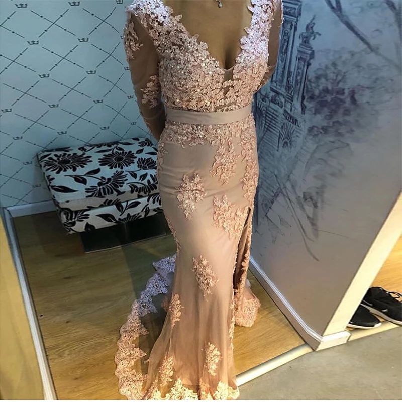 

V-neck Long Sleeves Evening Dresses Champagne Gold Appliques Beaded Long Formal Party Gowns Front Split Evening Gown Sweep Train