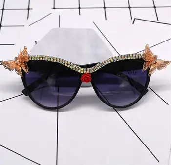 

2017 Sunglasses Women Vintage cat eye sunglasses Oversize Sunglasses Colorful crystal Luxury Sunglasses Ladies accessories