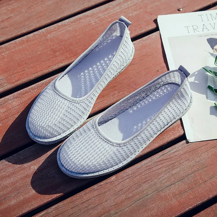 Prix = 2018 Femmes Chaussures Casual Sport Appartements De Mode Chaussures de Marche Printemps D été Mocassins Respirant Air Mesh Chaussures de Marche