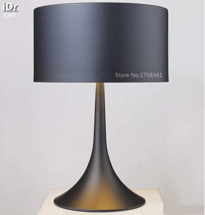 Современный минималистичный светильник для гостиной, спальни, прикроватная тумбочка, креативная Европейская мода, лампа для замужней комнаты, Настольный светильник, Rmy-0270 - Цвет абажура: 300x500mm