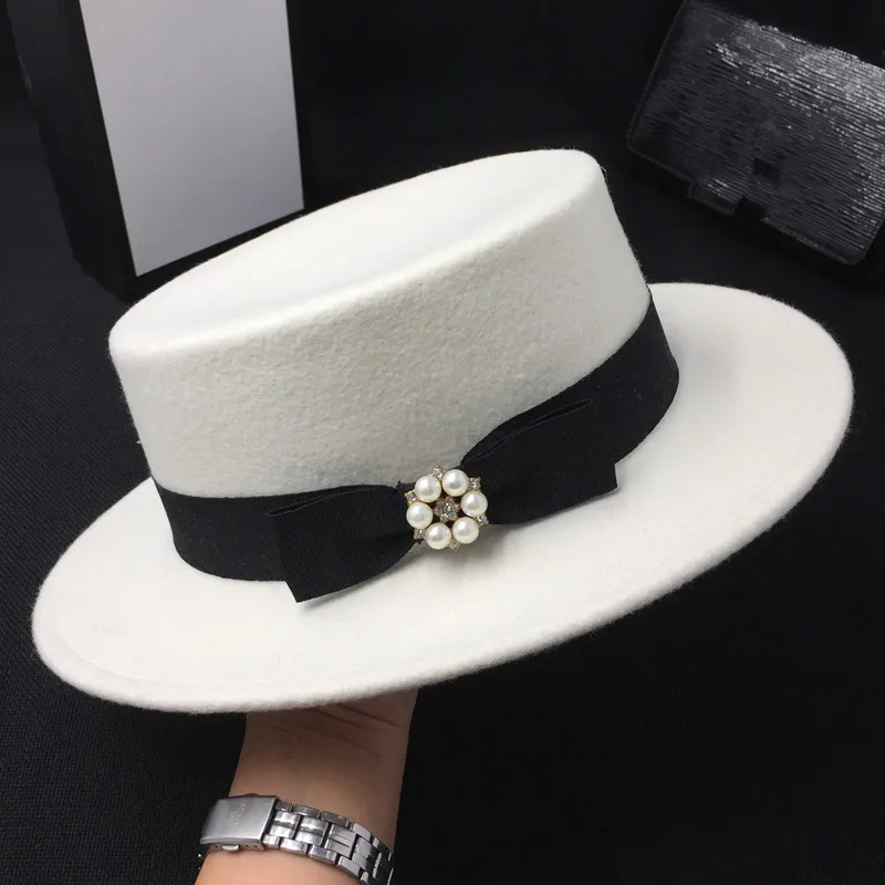 winter hat for women Wool white new bowknot flat cap perlite hat