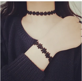 原宿パンク甘い黒ロリータ レース タトゥーチョーカーネックレス かわいい デイジー の花の襟の ネックレス ジュエリー ギフト Necklace Feather Flowers Chrysanthemumflower Drawings In Black And White Aliexpress 原宿パンク甘い黒ロリータ レース タトゥーチョーカーネックレス かわいい デイジー の花の襟の ネックレス ジュエリー ギフト Necklace Feather Flowers Chrysanthemumflower Drawings In Black And White Aliexpress