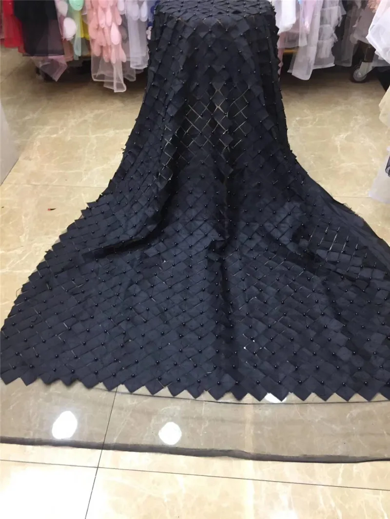 

Beaded French Net Lace Fabric Flower African Tulle Lace Fabric High Quality African Lace Fabric with big sequins YG-665