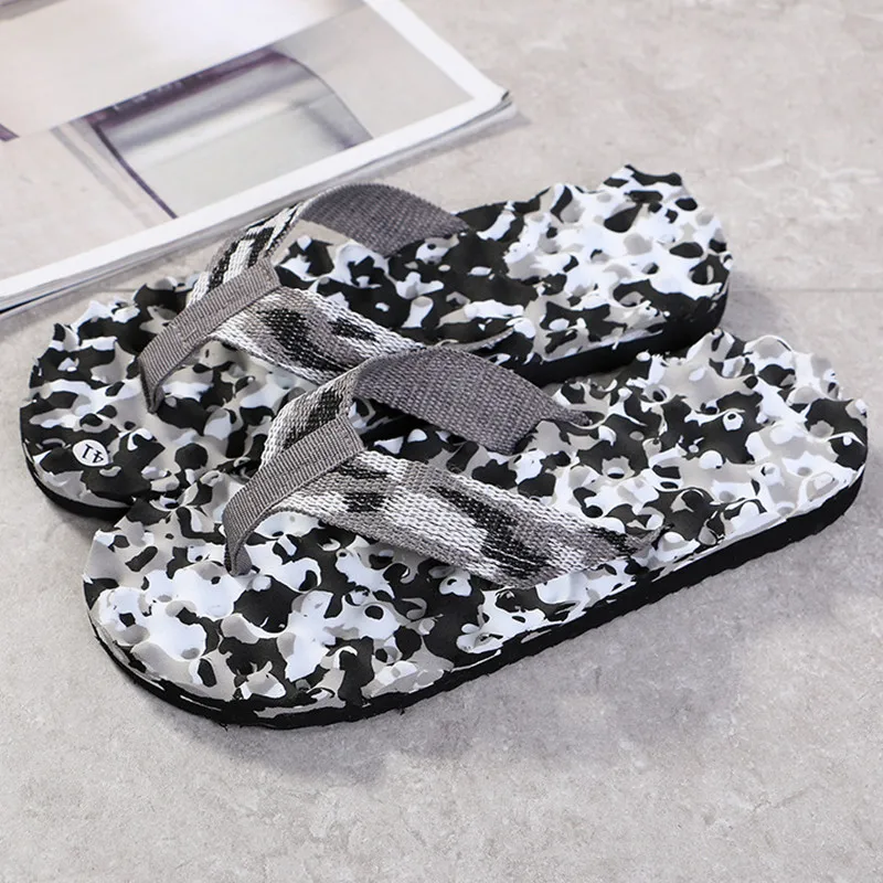 Men's fashion wild casual camouflage flip-flops beach slippers indoor outdoor casual men's non-slip flip-flops