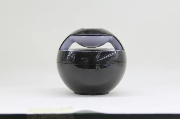 2432737823_1633068230