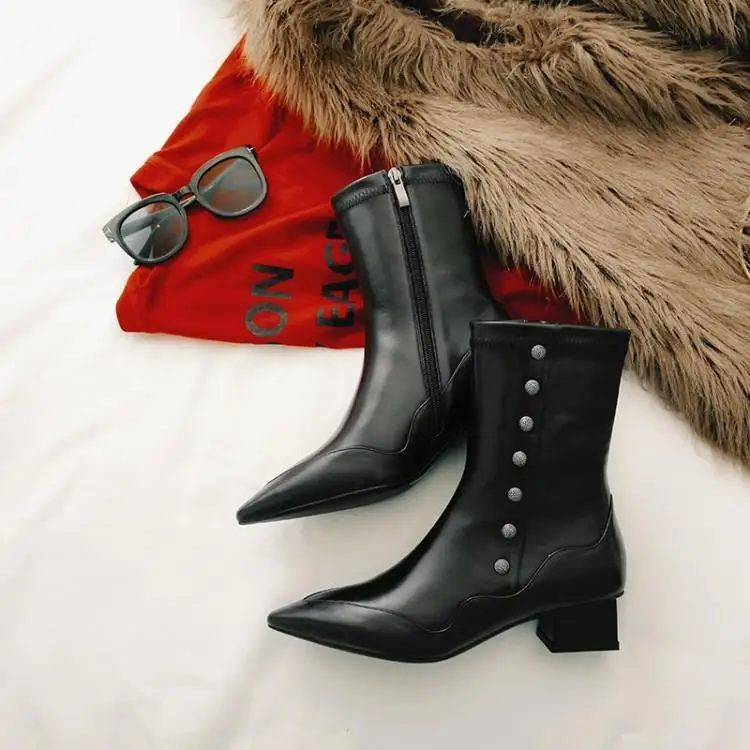 

Black White Leather Ankle Boots for Women Chic Pointed Toe Chunky Heel Ladies Booties Single Row Rivet Runway Zapatos De Mujer