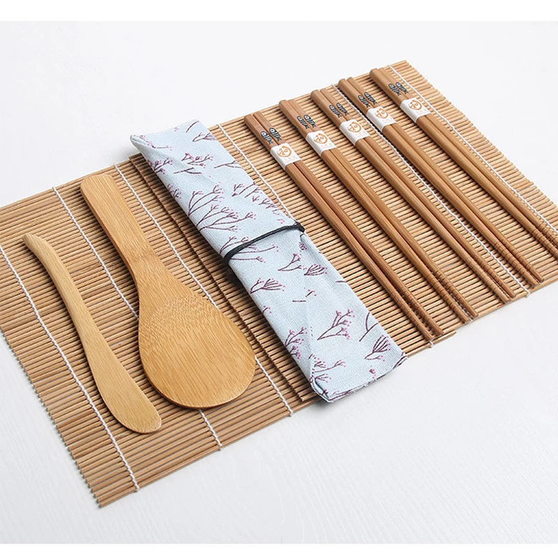 roll sushi maker