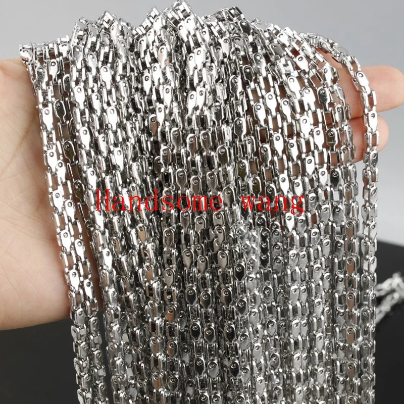 

Wholesale High Quality 4/5mm Width 316L Stainless Steel Silver Bicycle Chain Necklace Chain 5/10m Length DIY Free Collocation