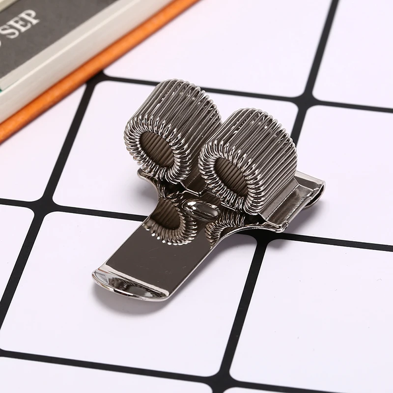 

Creative 2 Hole Silver Metal Pen Holder With Pocket Clip Doctors Nurse Uniform Pen Holder