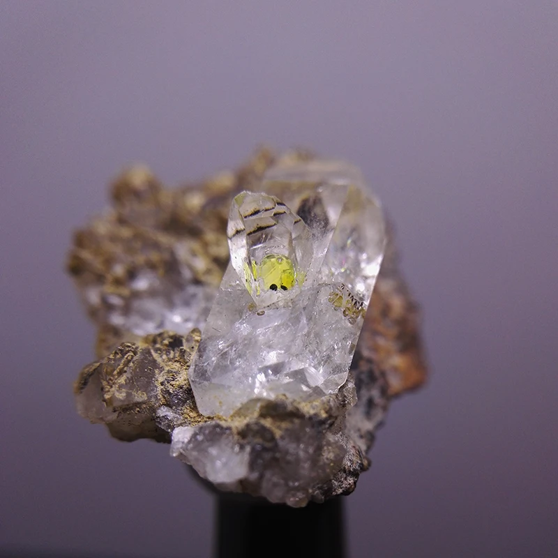 Buy natural minerals Crystal yellow oil with the