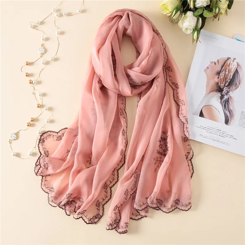Высококачественный шелковый шарф для женщин, роскошная брендовая шаль, зимний кружевной вышитый шарф Ms., супер одноцветная пляжная шаль Suns