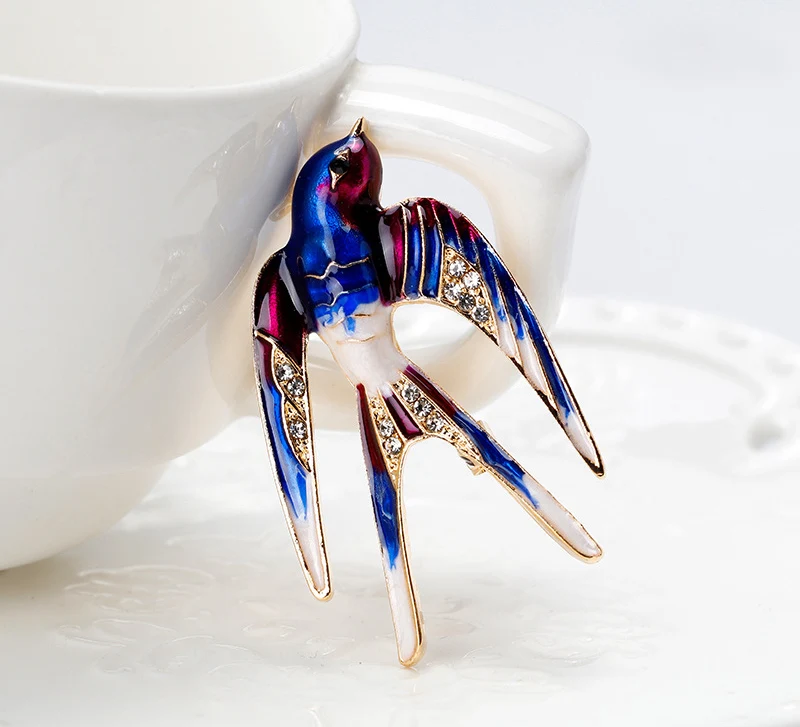 NIUYITID Classic Bird Brooch Enamel Pin Swallow Shape Scarf Pins Women Kids Suit Clothes Accessories Jewelry (7)