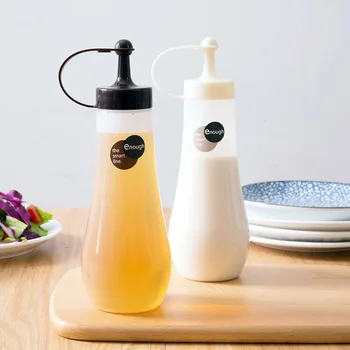 

Japanese Style Oil Kettle Home Condiment Bottle Kitchen Soy Sauce Sesame Oil Bottle Small Size Plastic Viniger Bottle