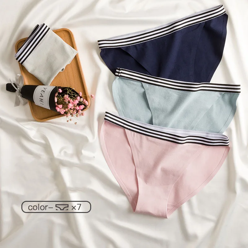 

Europe and the United States low waist cotton no trace large size women's underwear sports girl briefs striped thong