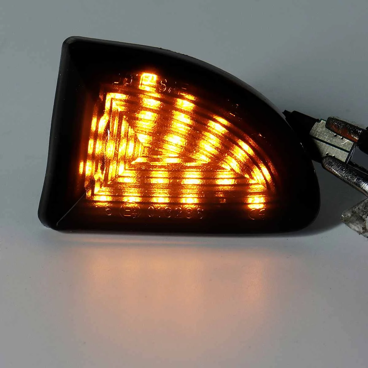 2 шт течет поворотов светильник динамический светодиодные, боковые, габаритные фонари боковой фонарь-повторитель 12V Панель лампа для Mercedes SMART FORTWO W451