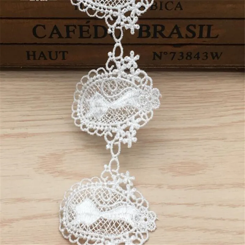 

High Quality Beautiful White Lace Ribbon Tape Lace Trim DIY Embroidered For Sewing Decoration lace fabric