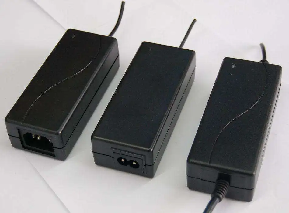 Adaptador de Energia da ue Entrada de Alimentação Transformador de Potência Universal de 9.5 Reino Unido Eua au Volts 2.5 Ampères Poder 2500ma 100-240v 5.5x2.5 9.5 v 2.5a dc - - Image 3