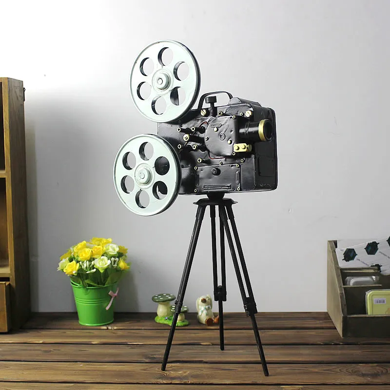 

Retro Nostalgic The Ground Tripod Camera Shape Metal Ornaments Home Cafe Bar Decorative Crafts Photography Props