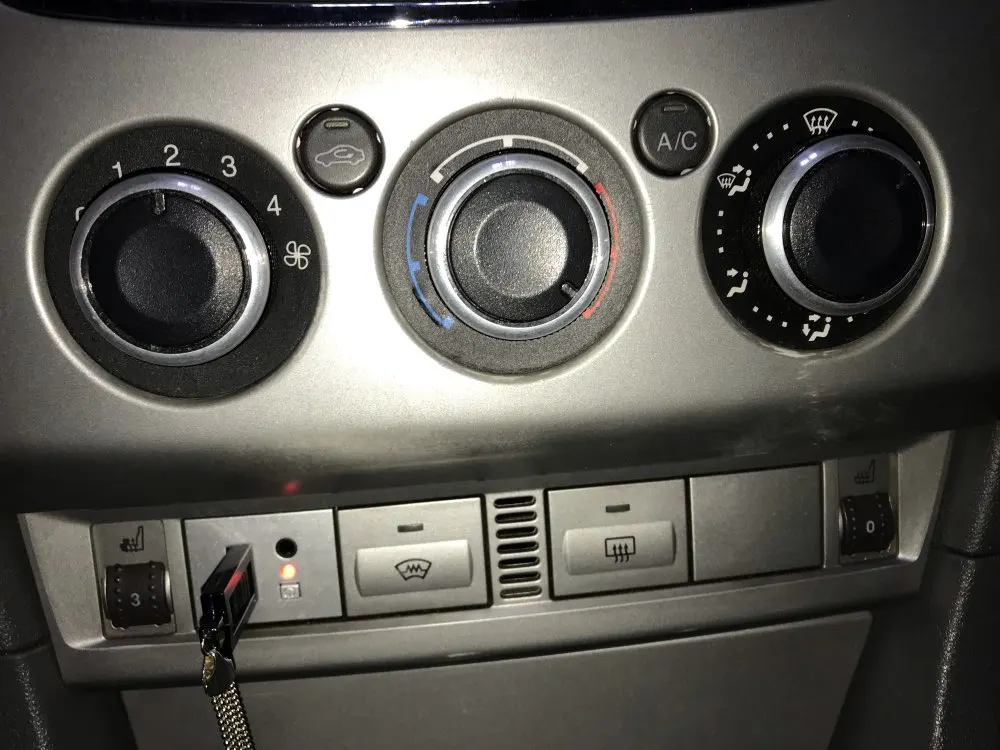 USB/AUX слот интерфейсы штепсельная кнопка с мини USB кабель адаптер для Ford Focus C-MAX I focus 2 sportback 2009 10 11 CD-плеер