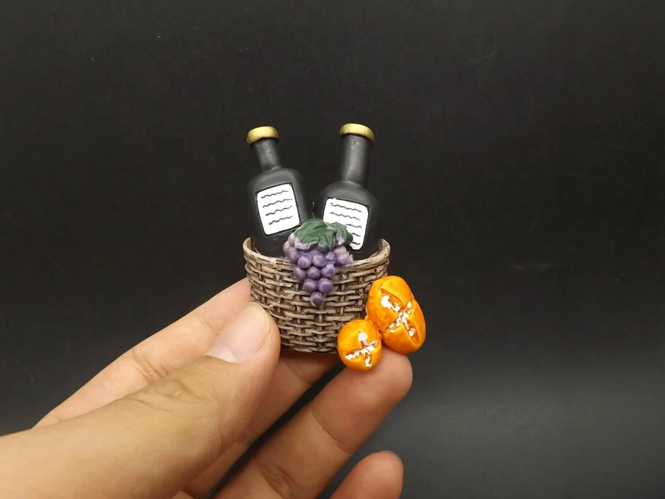 Tiny-Food004-Bread (1)