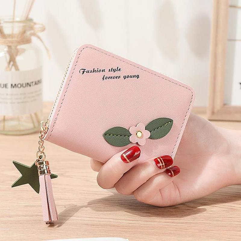 

2019 new short ladies wallet New minimalist student small wallet flower zipper change wallet quality assurance
