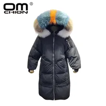 OMCHION ropa mujer Invierno разноцветное пуховое пальто с мехом енота свободная Утепленная зимняя куртка женская Повседневная брендовая парка QY19