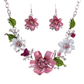 

Trendy Pink Flower Shape Studded Water Drop High-Grade Crystal Flower Shape 2Pcs Statement Necklace Earrings Women Jewelry Sets