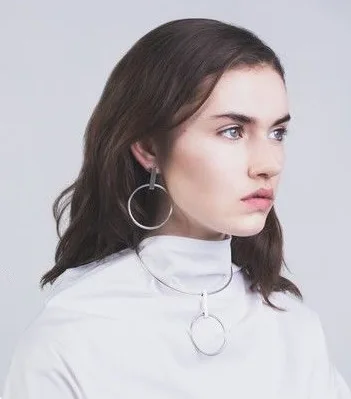 

Copper Geometric Round Circle Tag Pendant Colla Simple Retro Fashion OL Choker Necklace Fashion Women Jewelry