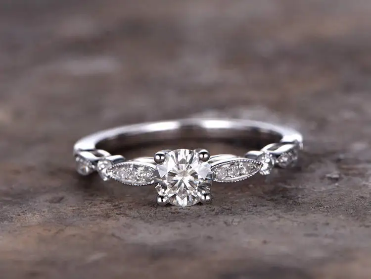 

Bridal ring 6.5mm Round Cut 1ct Engagement ring 925 sterling silver wedding band white gold plated Retro vintage marquise