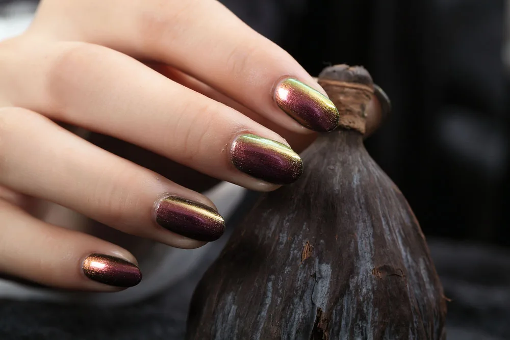 NAIL POLISH 2