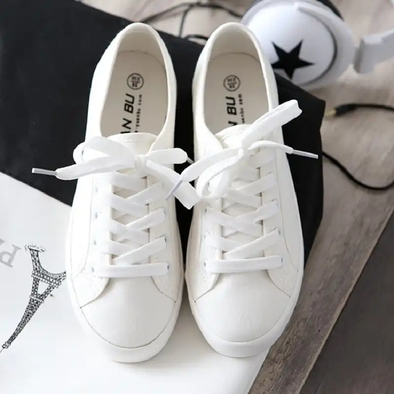 ladies white canvas shoes
