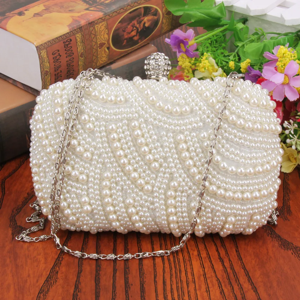 الأزياء الفاخرة الكريستال اللؤلؤ الأبيض يدّ حقائب سهرى النساء أنيقة Minaudiere حقيبة يد الزفاف حزب سيدة محفظة حقيبة حار بيع