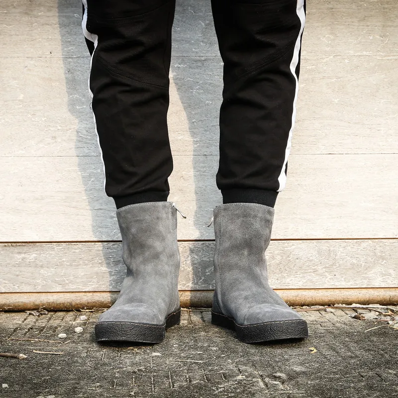 Мужские брендовые зимние ботинки из коровьей замши; повседневные теплые ботинки до середины икры с круглым носком из плюша; модная черная
