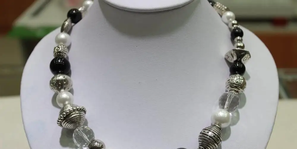 

White mather of pearl & metal parts necklace 8-19mm 18.5INCH "handmade" Alloy a(5.18)